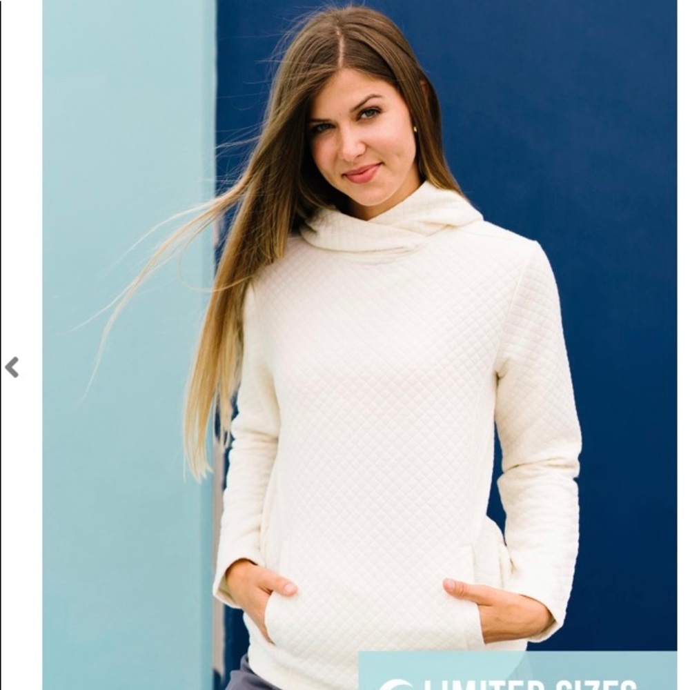 Zyia Hoodie